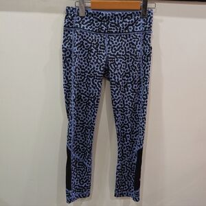 LULULEMON | Women's Blue/Black Ace Spot Luxtreme Pace Rival Crop Leggings